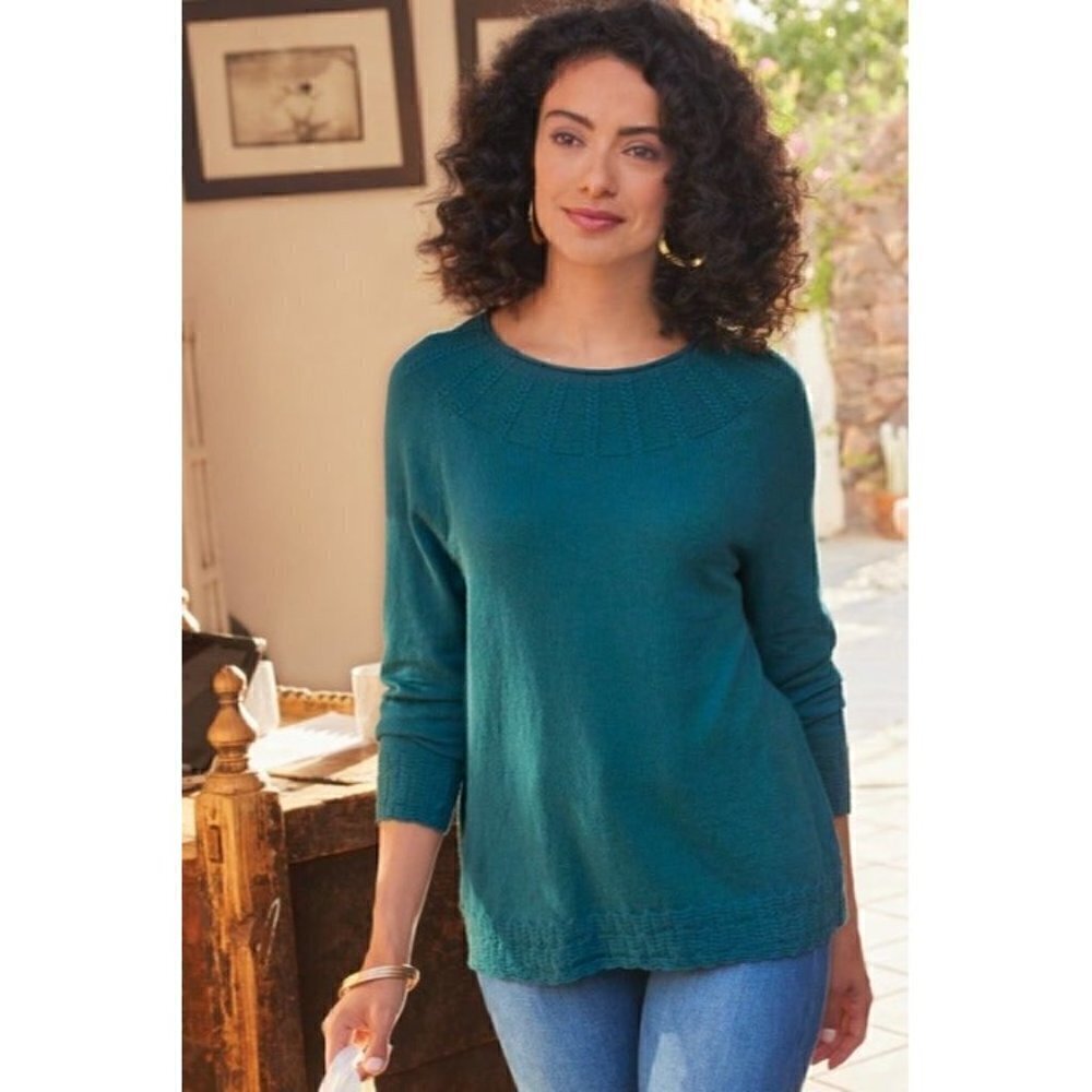 Soft Surroundings Teal Sunburst Cable Knit Crew‎ Neck Sweater Womens Medium